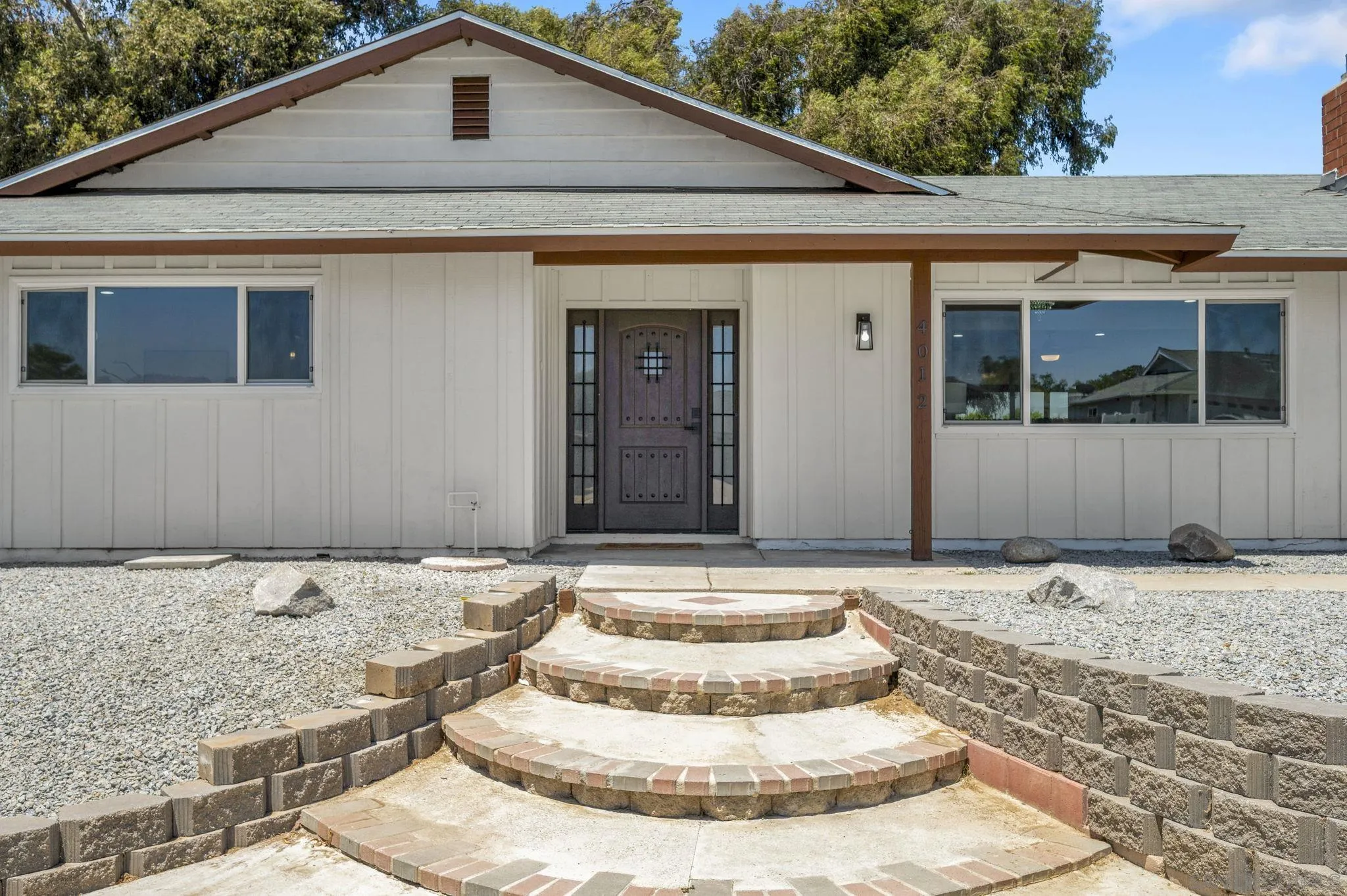 4012 Via Rio Avenue Oceanside, CA 92057 - Photo 3 of 45