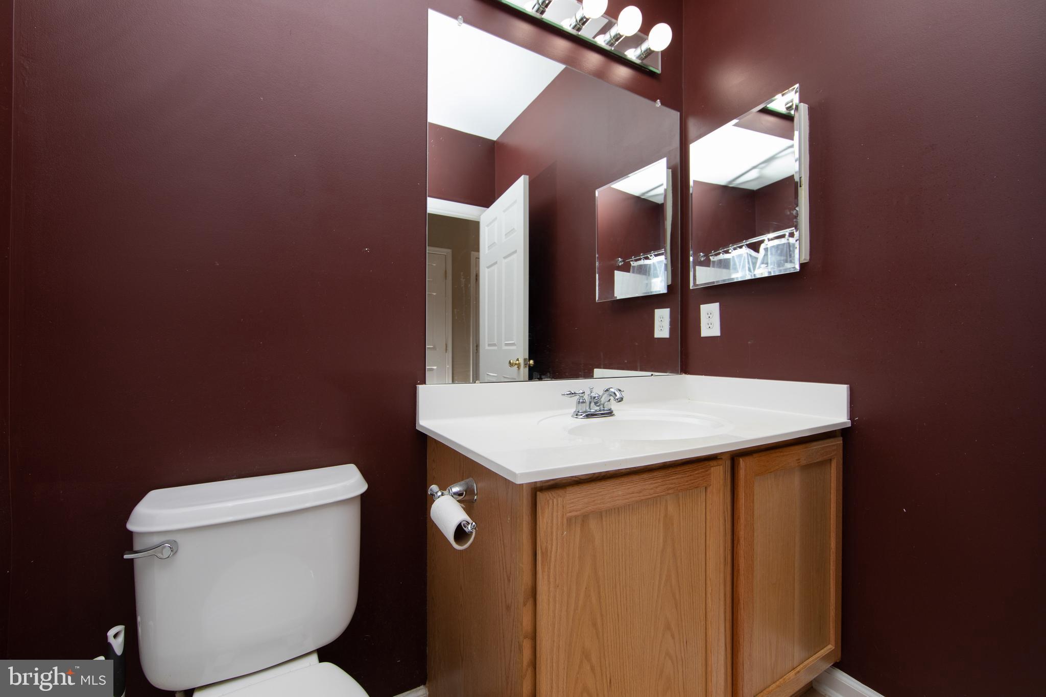 1 River Lane Riverside, NJ 08075 - Photo 12 of 23 Second floor bathroom