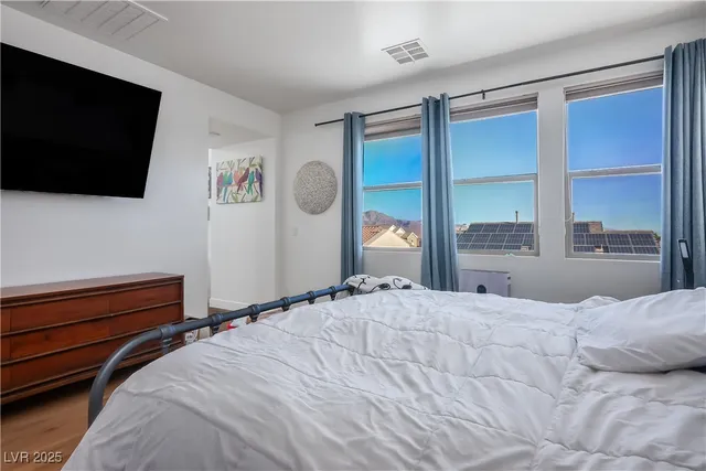 $834,000 | 8320 Carabiner Court, Las Vegas, NV 89166