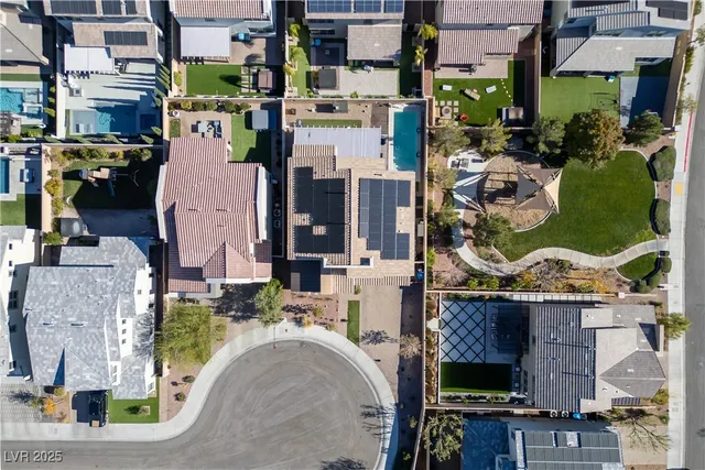 $834,000 | 8320 Carabiner Court, Las Vegas, NV 89166