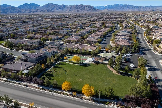 $834,000 | 8320 Carabiner Court, Las Vegas, NV 89166