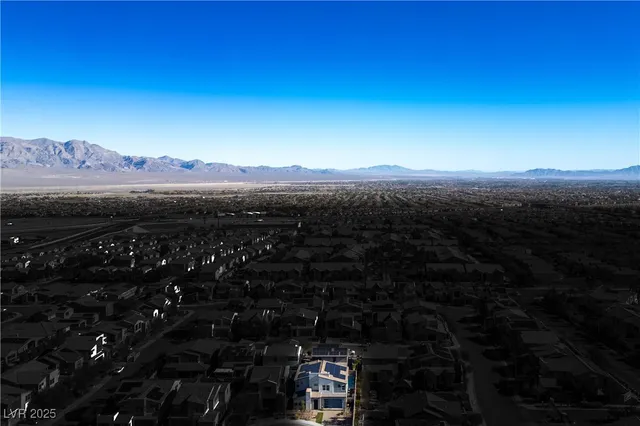 $834,000 | 8320 Carabiner Court, Las Vegas, NV 89166