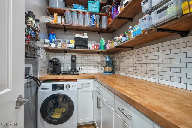 $834,000 | 8320 Carabiner Court, Las Vegas, NV 89166