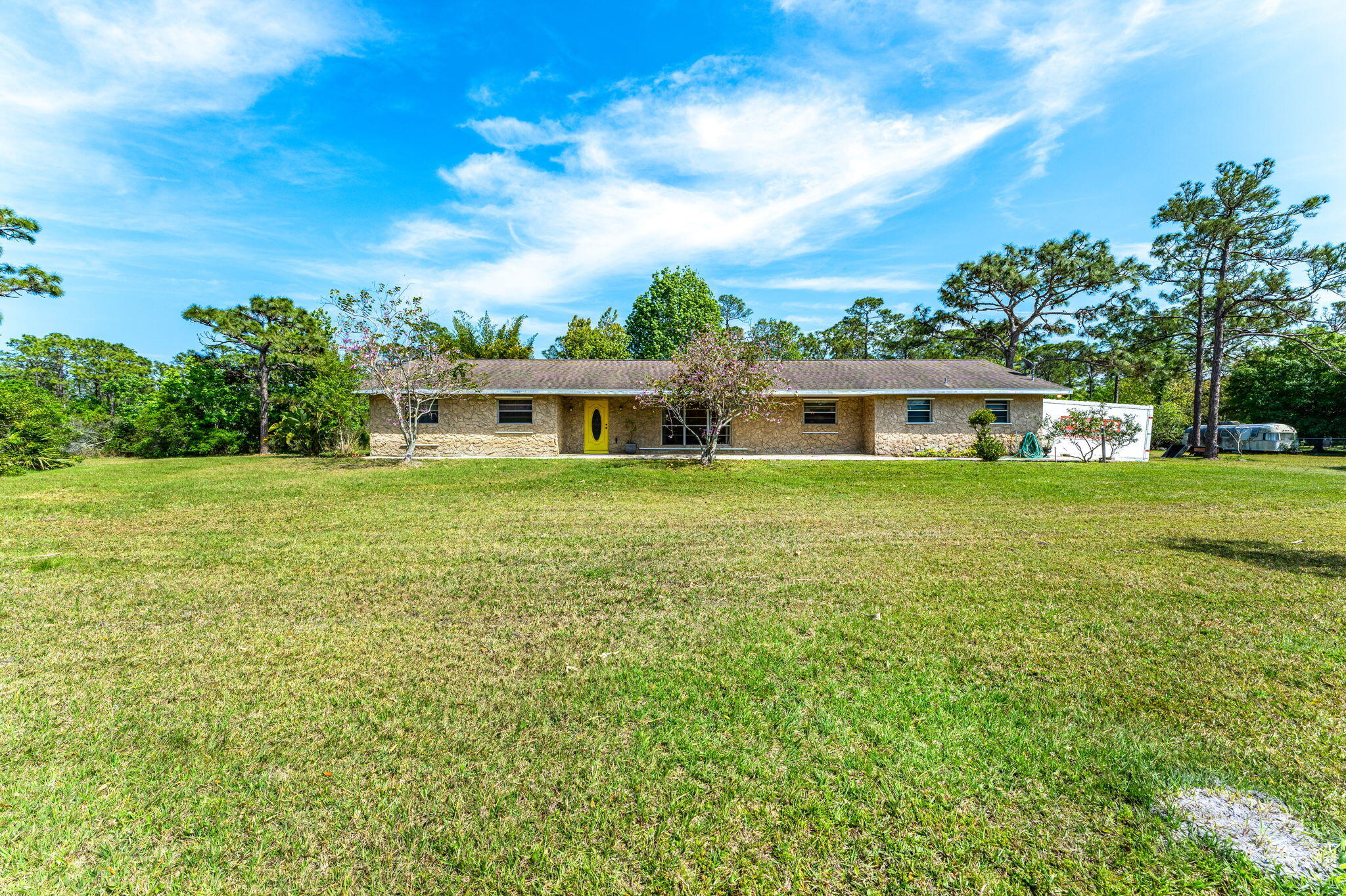 2355 Weber Road Malabar, FL 32950 - Photo 21 of 61 2-web-or-mls-DSC09096-HDR