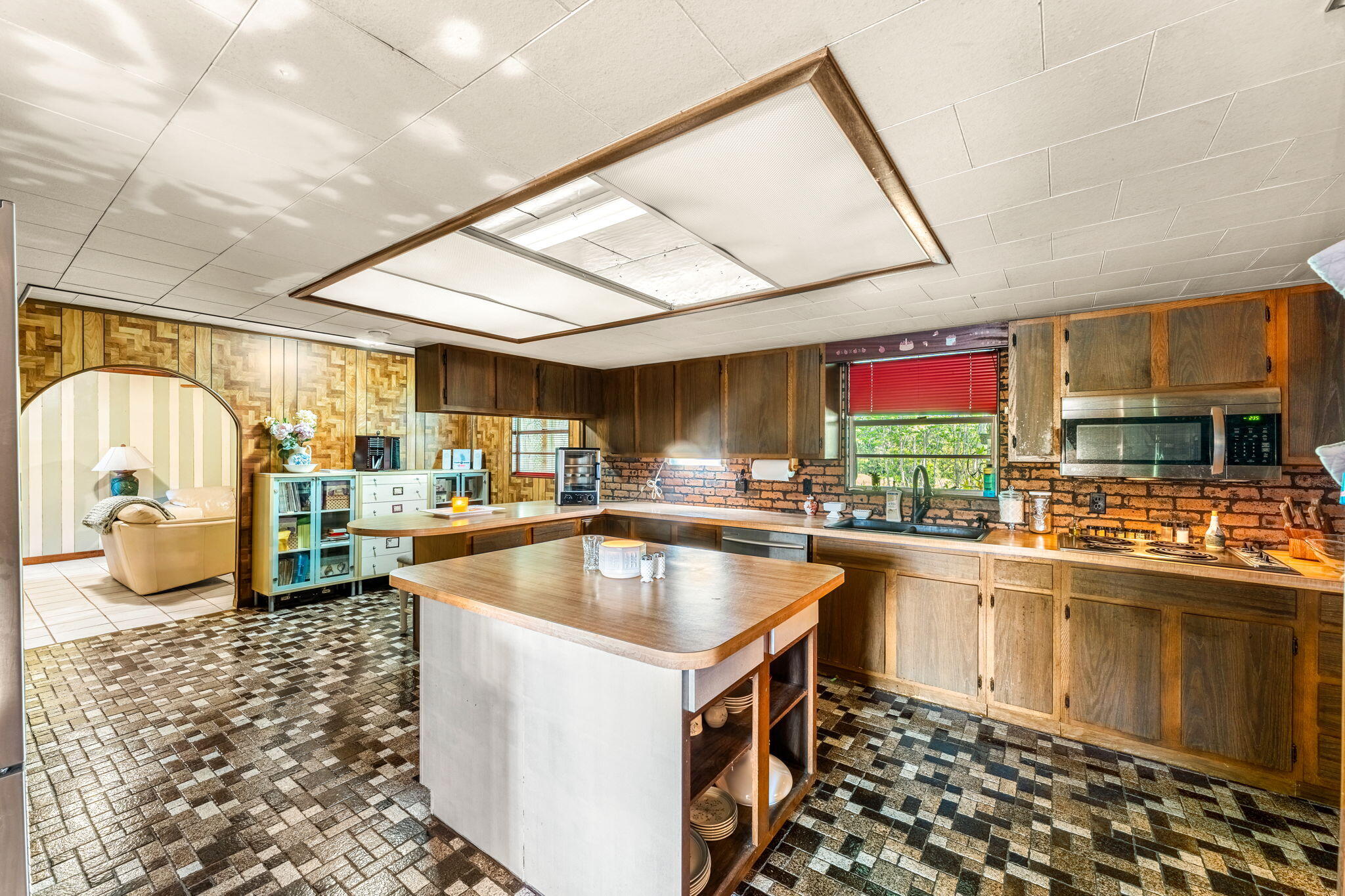 2355 Weber Road Malabar, FL 32950 - Photo 8 of 61 29-web-or-mls-DSC09020-HDR