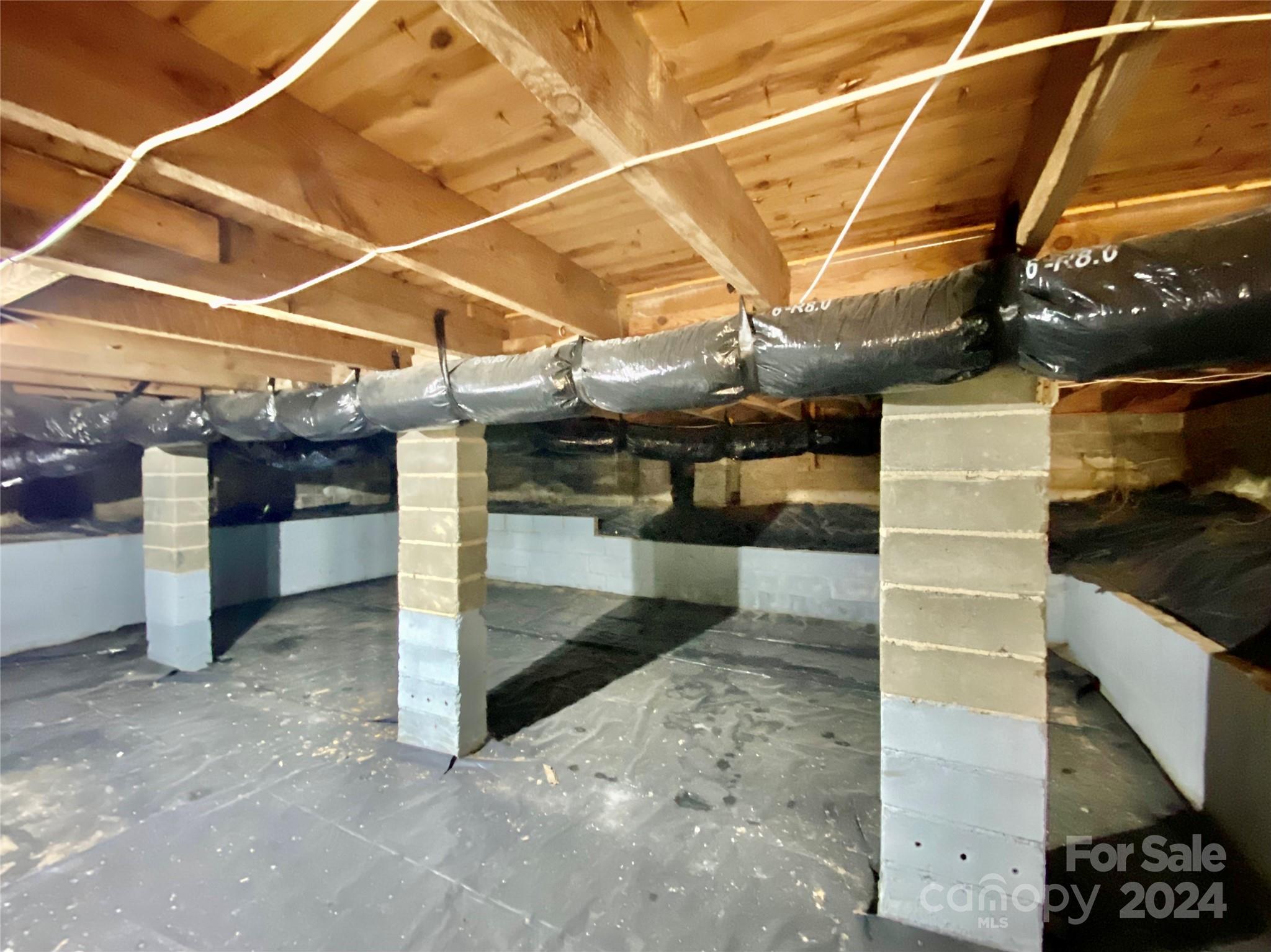 4250 Potneck Road Woodleaf, NC 27054 - Photo 17 of 36 a view of a garage