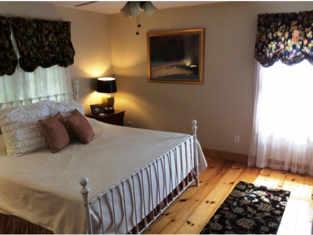 549 West Side Road Bethlehem, NH 03574 - Photo 13 of 25