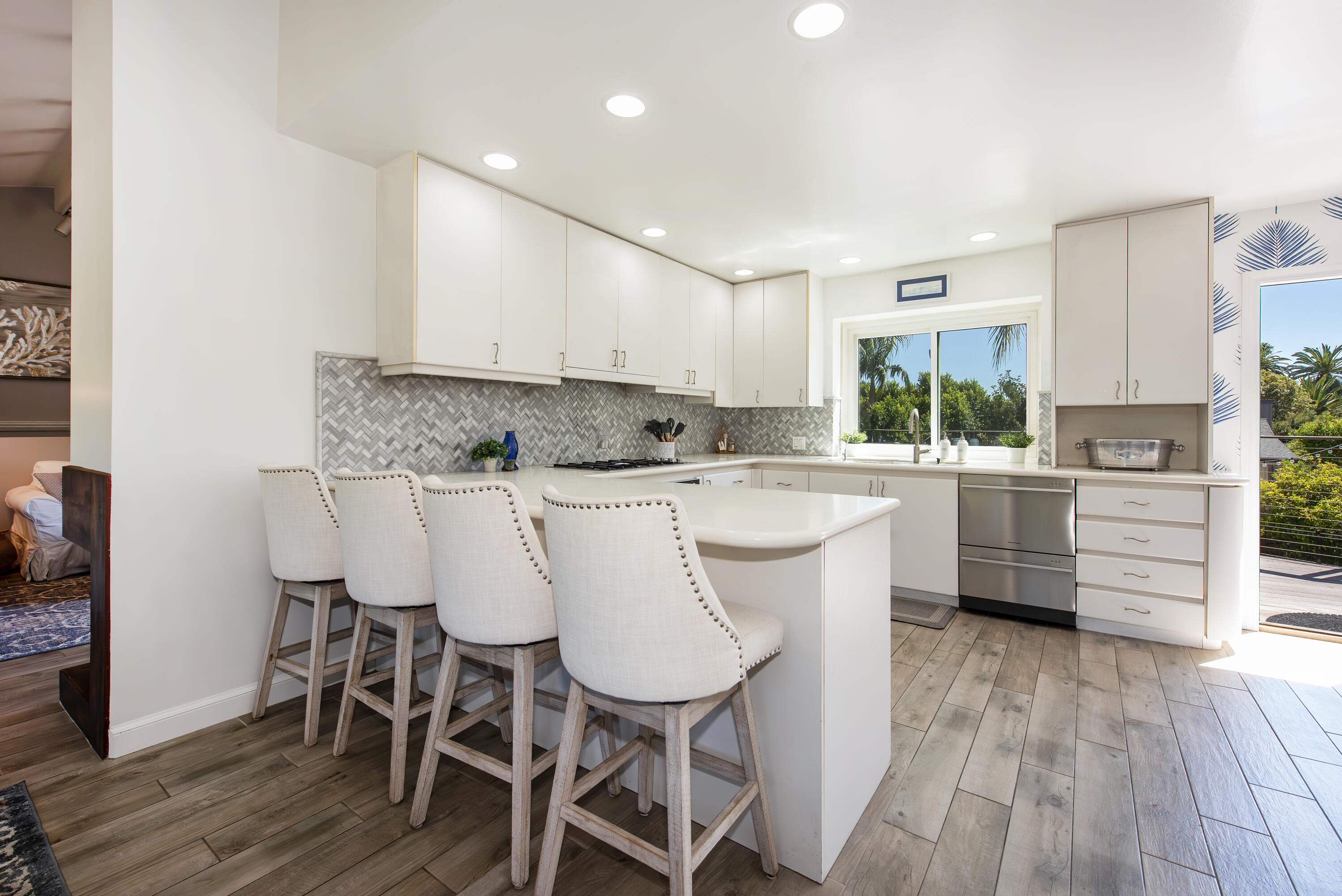 3831 Sunset Road Santa Barbara, CA 93110 - Photo 7 of 19 Kitchen