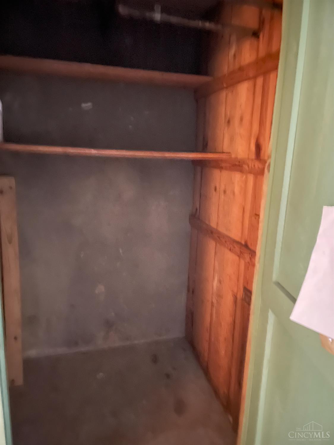 3172 Werk Road Cincinnati, OH 45211 - Photo 35 of 42 Inside of storage closet