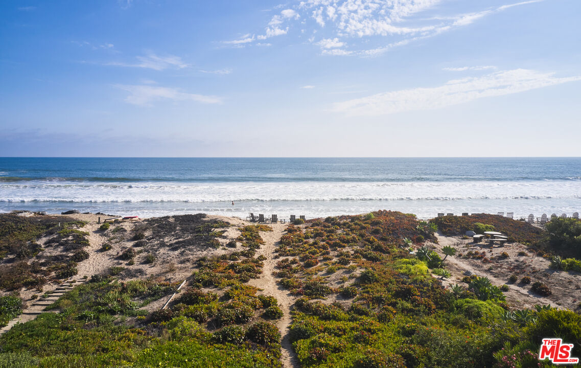 30870 Broad Beach Road Malibu, CA 90265 - Photo 26 of 28 a view of an ocean