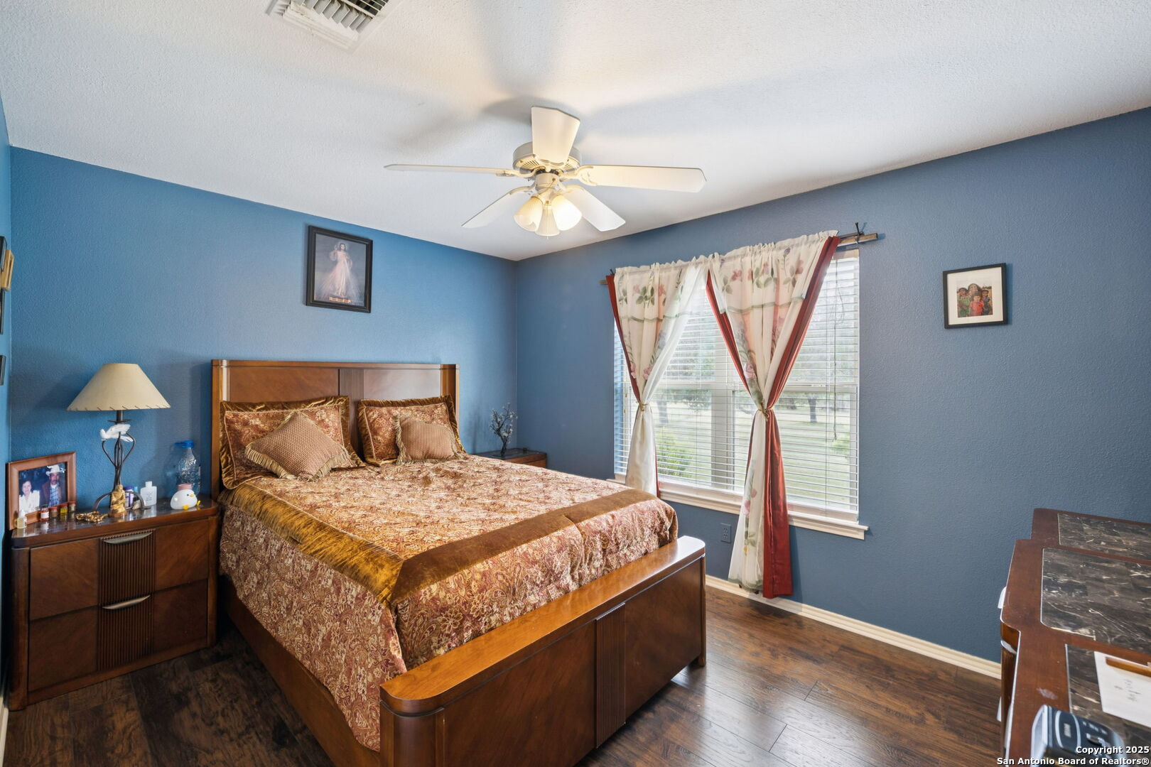 450 Georg Oaks Bulverde, TX 78163 - Photo 39 of 41 a bedroom with a bed and a window