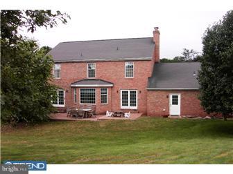 16 Arbor Road Mohnton, PA 19540 - Photo 2 of 11