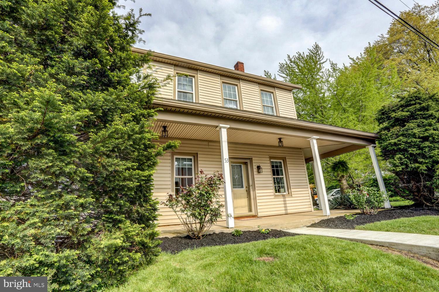 53 Newport Road Leola, PA 17540 - Photo 2 of 58 Gallery Image 2