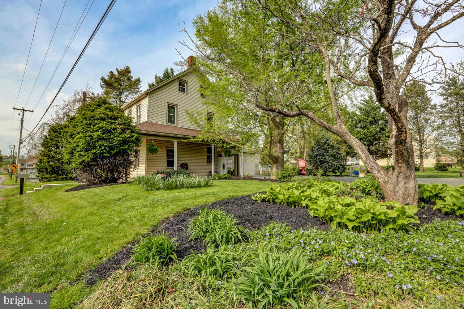 53 Newport Road Leola, PA 17540 - Photo 6 of 58 Gallery Image 6