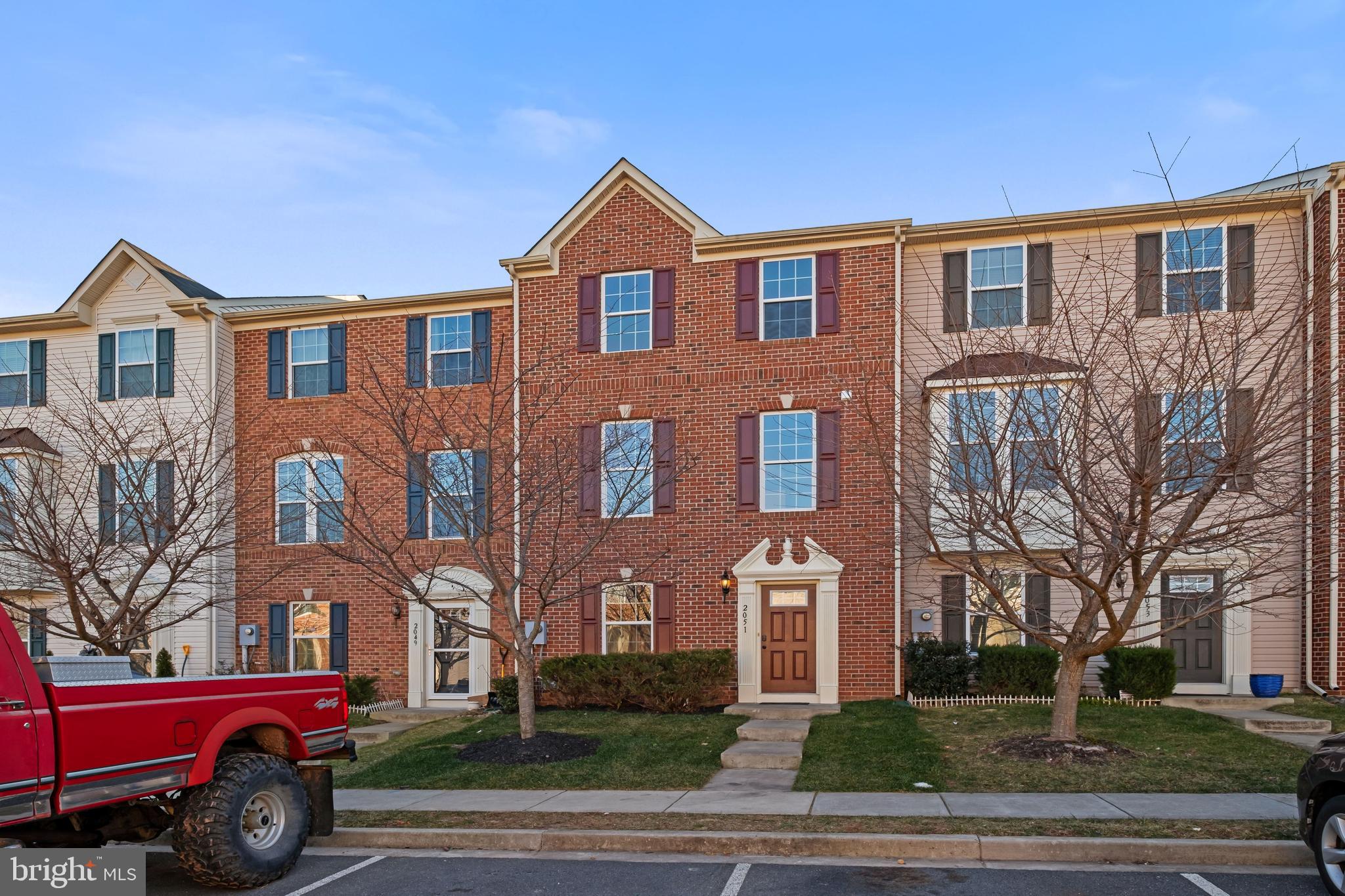 2051 Spring Run Circle Frederick, MD 21702 - Photo 4 of 40 Gallery Image 4