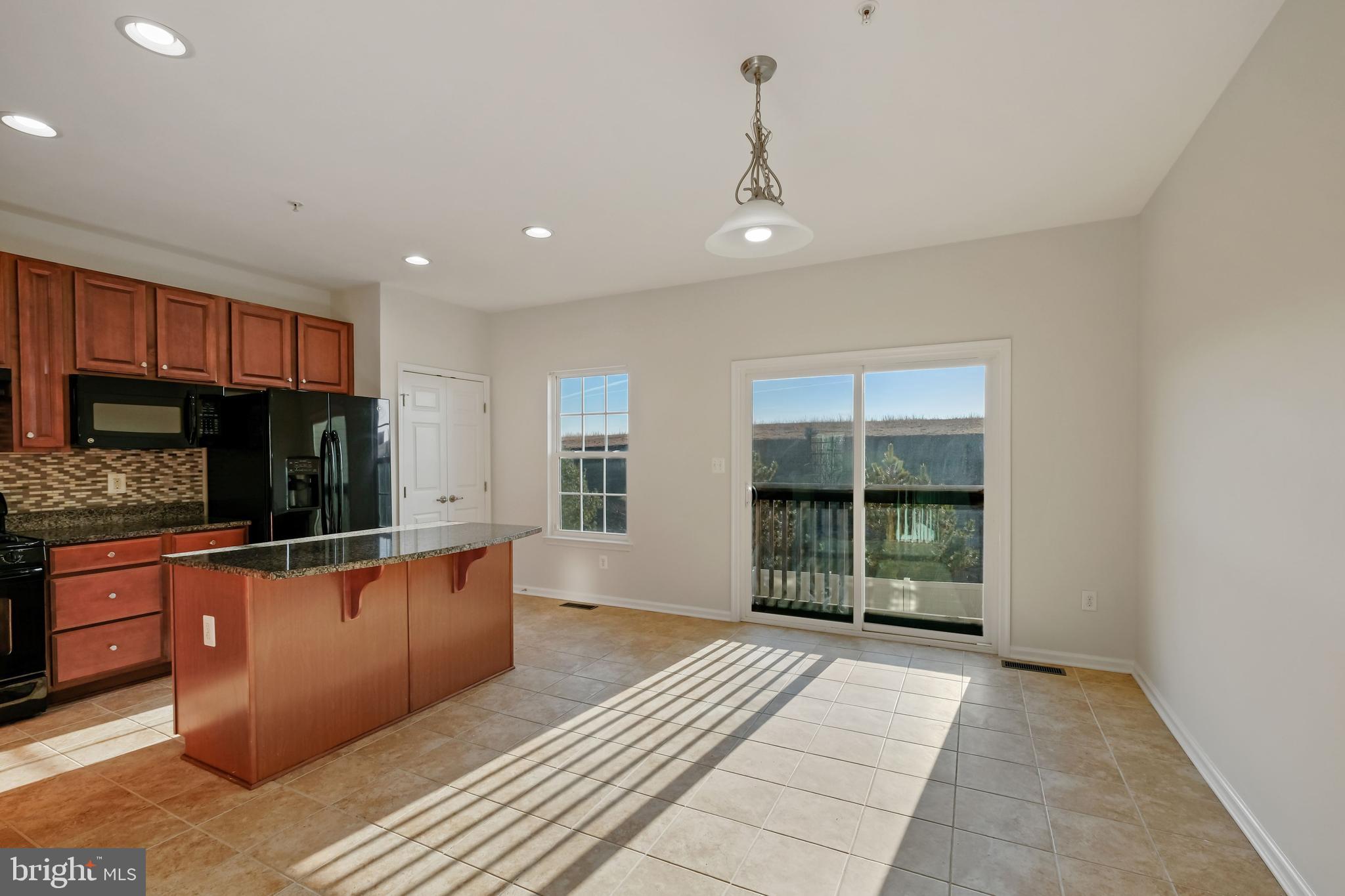 2051 Spring Run Circle Frederick, MD 21702 - Photo 6 of 40 Gallery Image 6