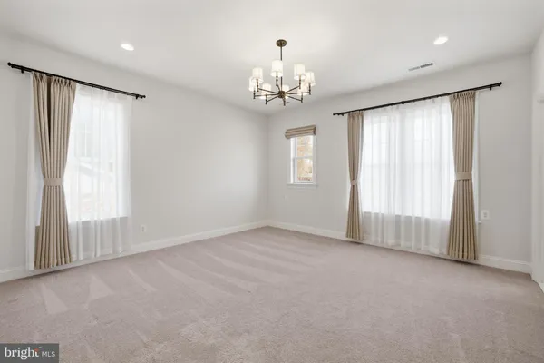 $10,000 | 6203 Mori Street, McLean, VA 22101