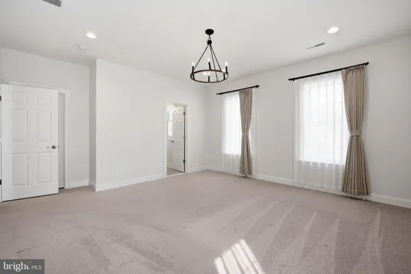 $10,000 | 6203 Mori Street, McLean, VA 22101