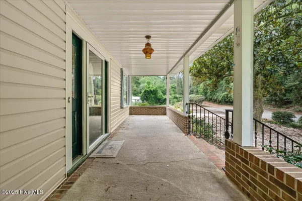 $475,000 | 145 Park Hill Road, Southern Pines, NC 28387