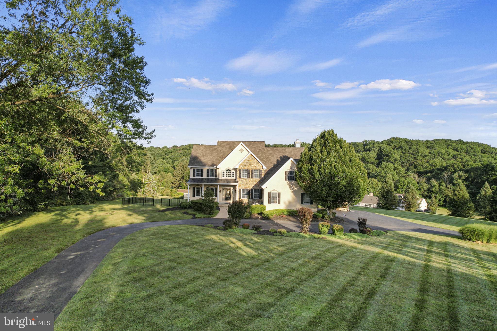 113 Round Hill Road Kennett Square, PA 19348 - Photo 3 of 75 Beautifully situated on a hill