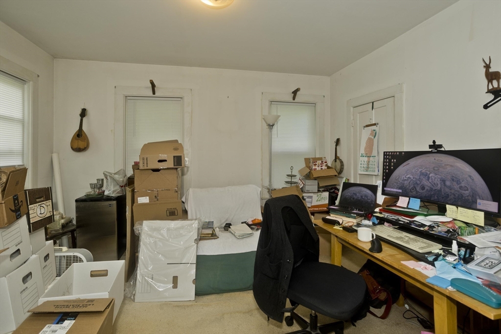 78 Lyman Road Northampton, MA 01060 - Photo 9 of 35