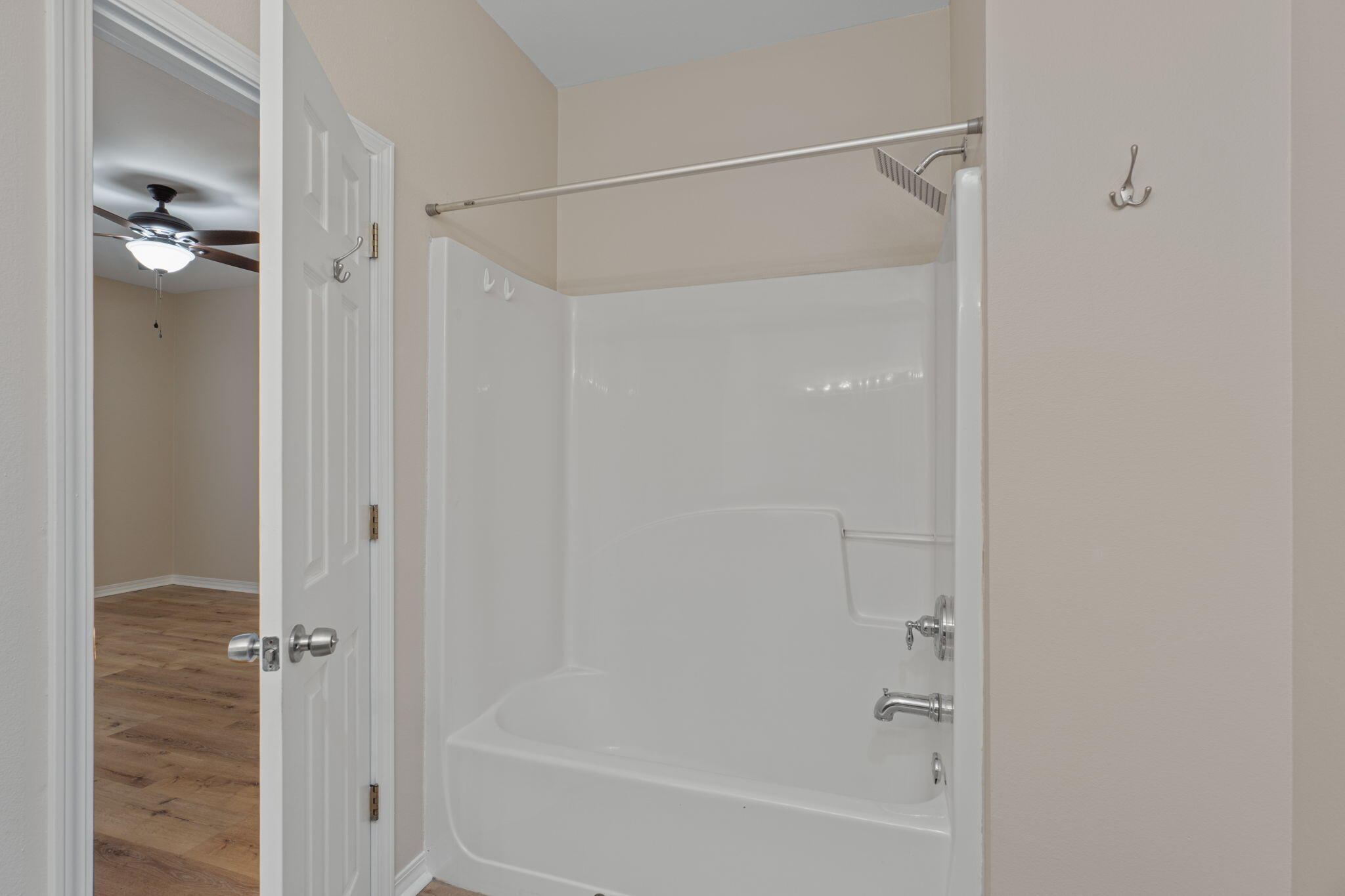 171 Enchanted Way Santa Rosa Beach, FL 32459 - Photo 20 of 37 Primary Bathroom