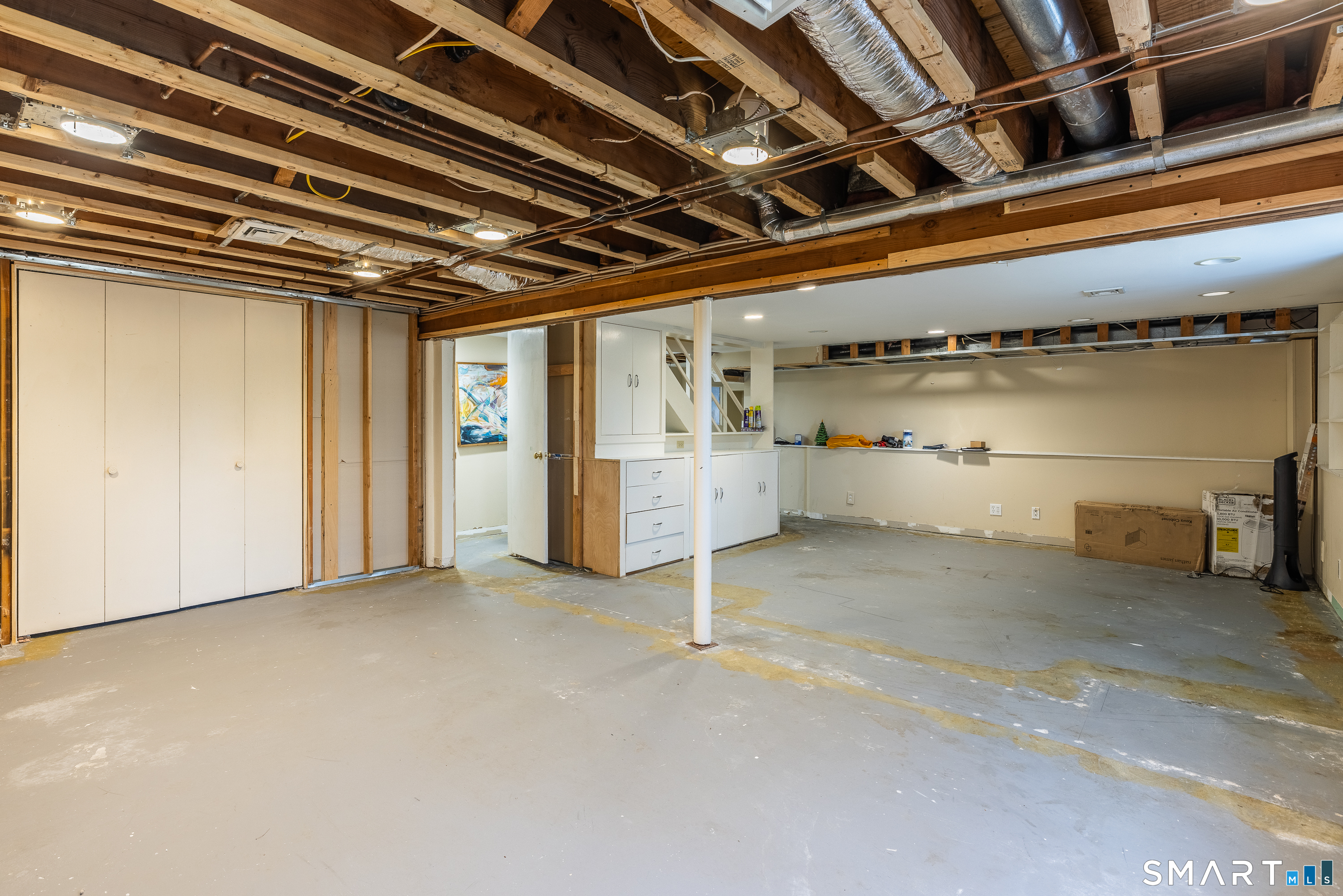 10 Juniper Circle, Unit 10 Monroe, CT 06468 - Photo 44 of 52 a view of garage