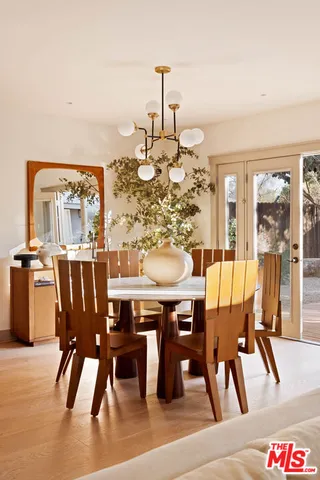 $1,147,000 | 17600 Runnymede Street, Van Nuys, CA 91406