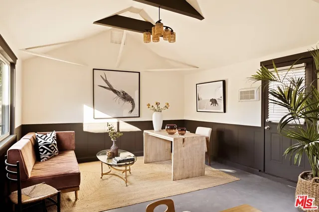 $1,147,000 | 17600 Runnymede Street, Van Nuys, CA 91406