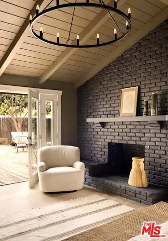 $1,147,000 | 17600 Runnymede Street, Van Nuys, CA 91406