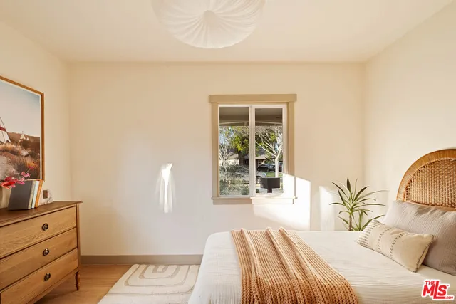 $1,147,000 | 17600 Runnymede Street, Van Nuys, CA 91406