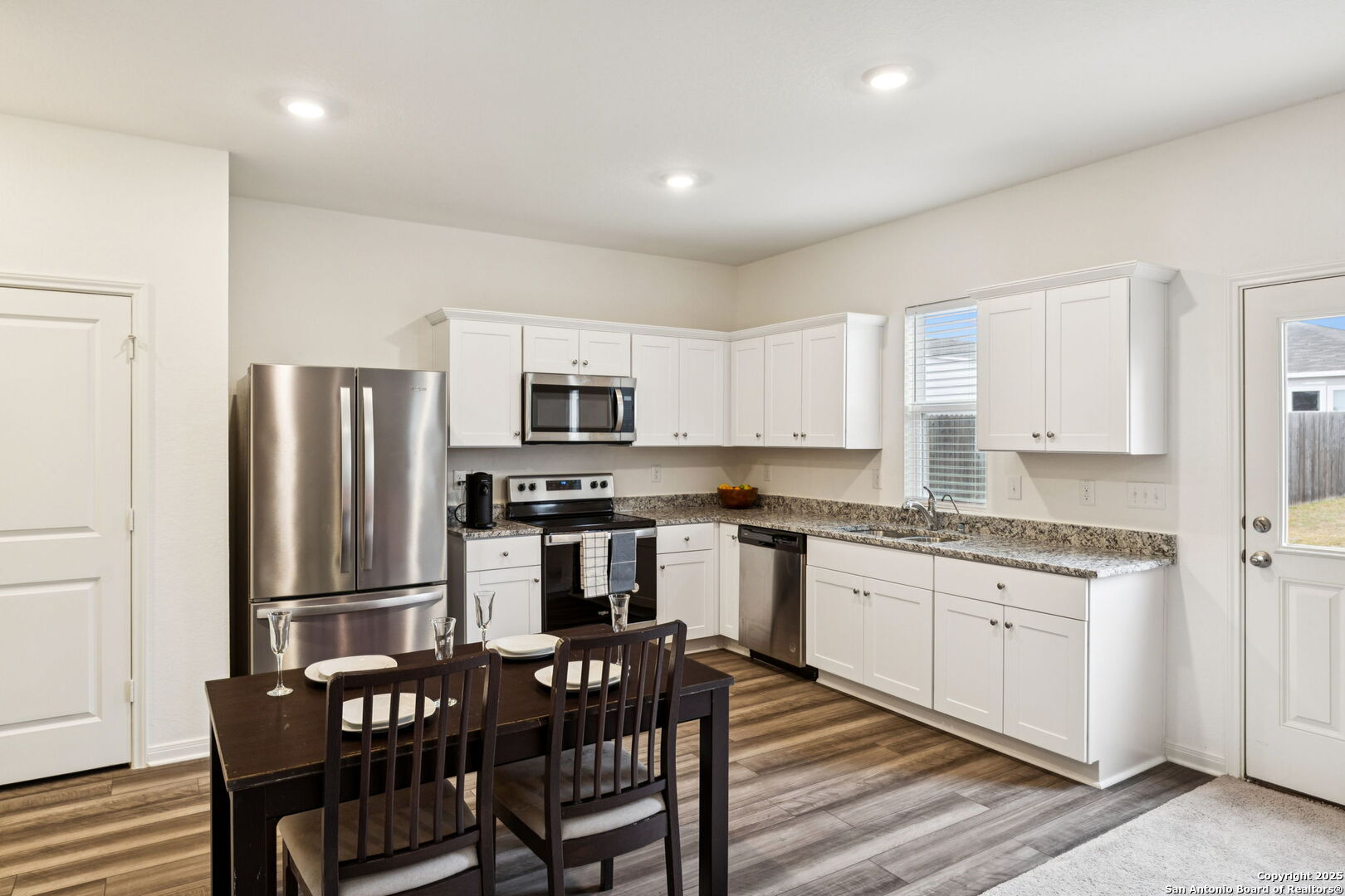 14523 Bonito Loop San Antonio, TX 78253 - Photo 11 of 29