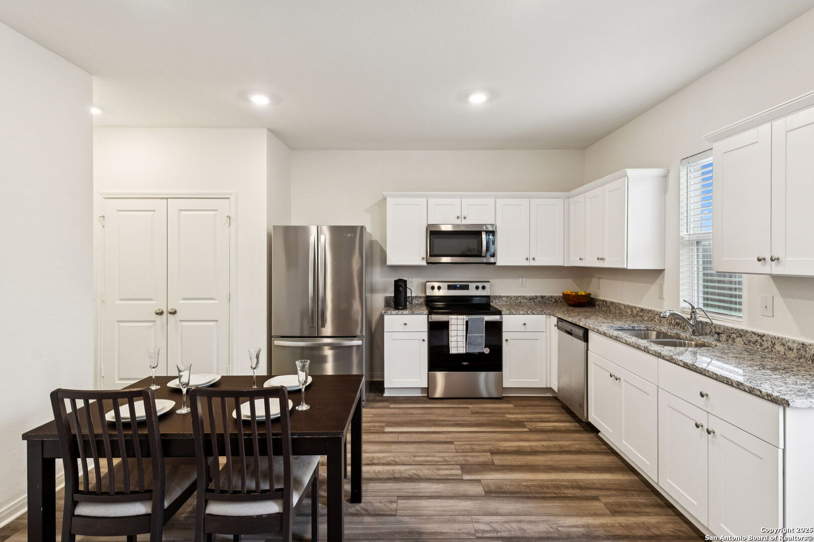 14523 Bonito Loop San Antonio, TX 78253 - Photo 12 of 29