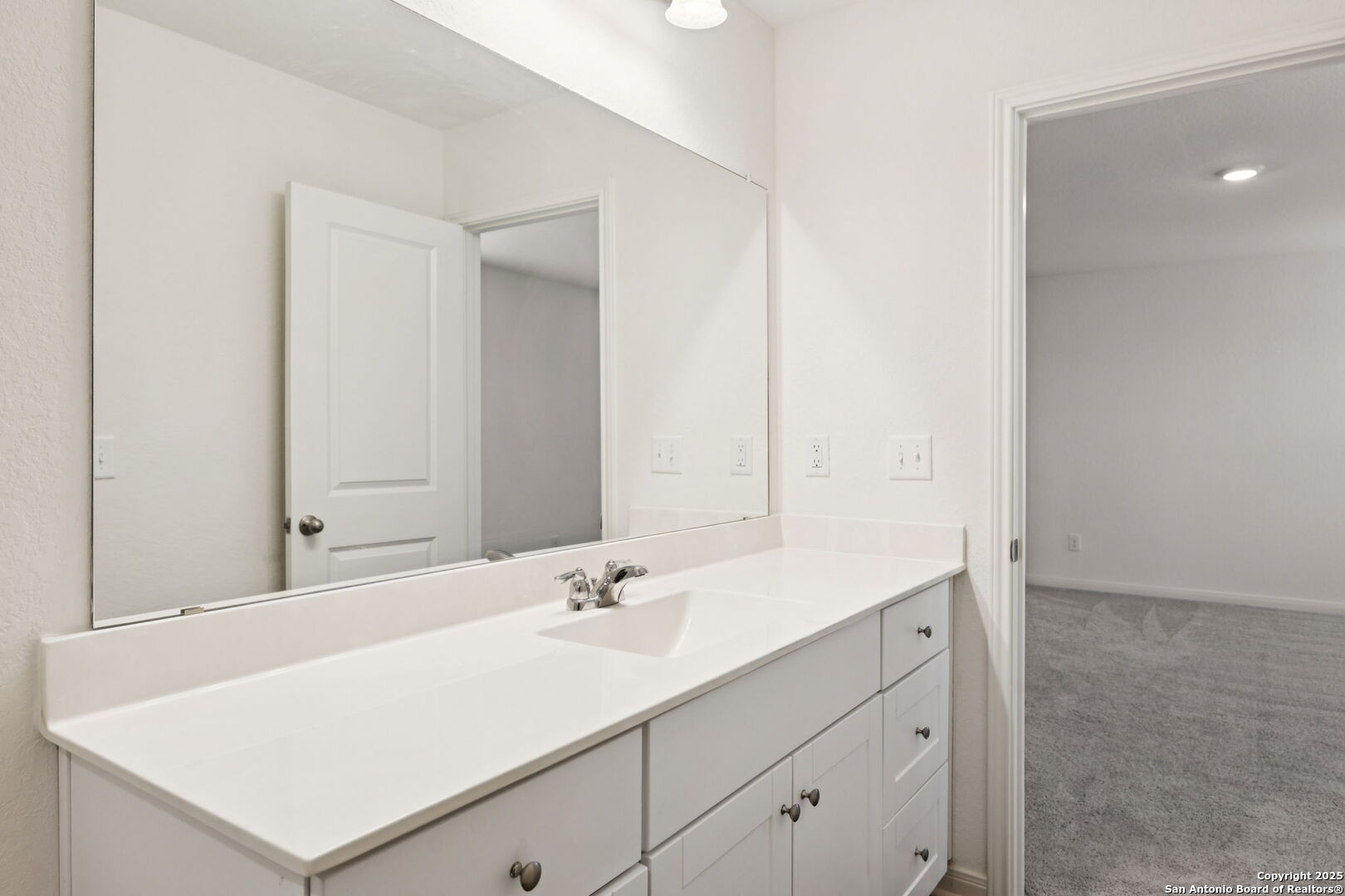 14523 Bonito Loop San Antonio, TX 78253 - Photo 21 of 29