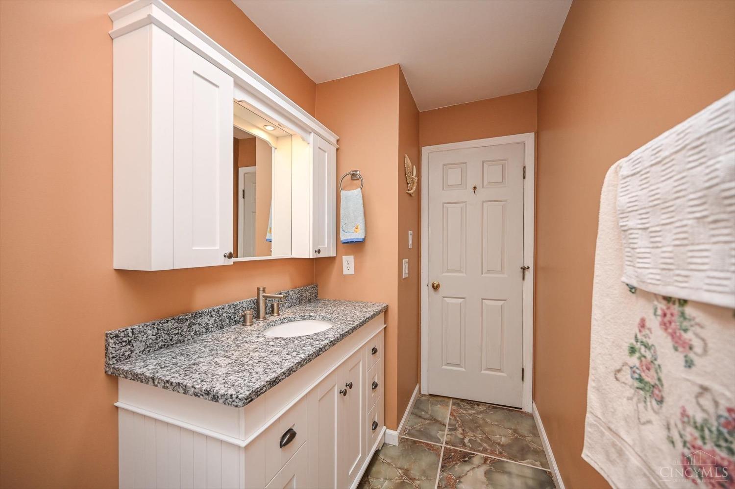 4900 Hathaway Road Lebanon, OH 45036 - Photo 30 of 36 Gallery Image 30