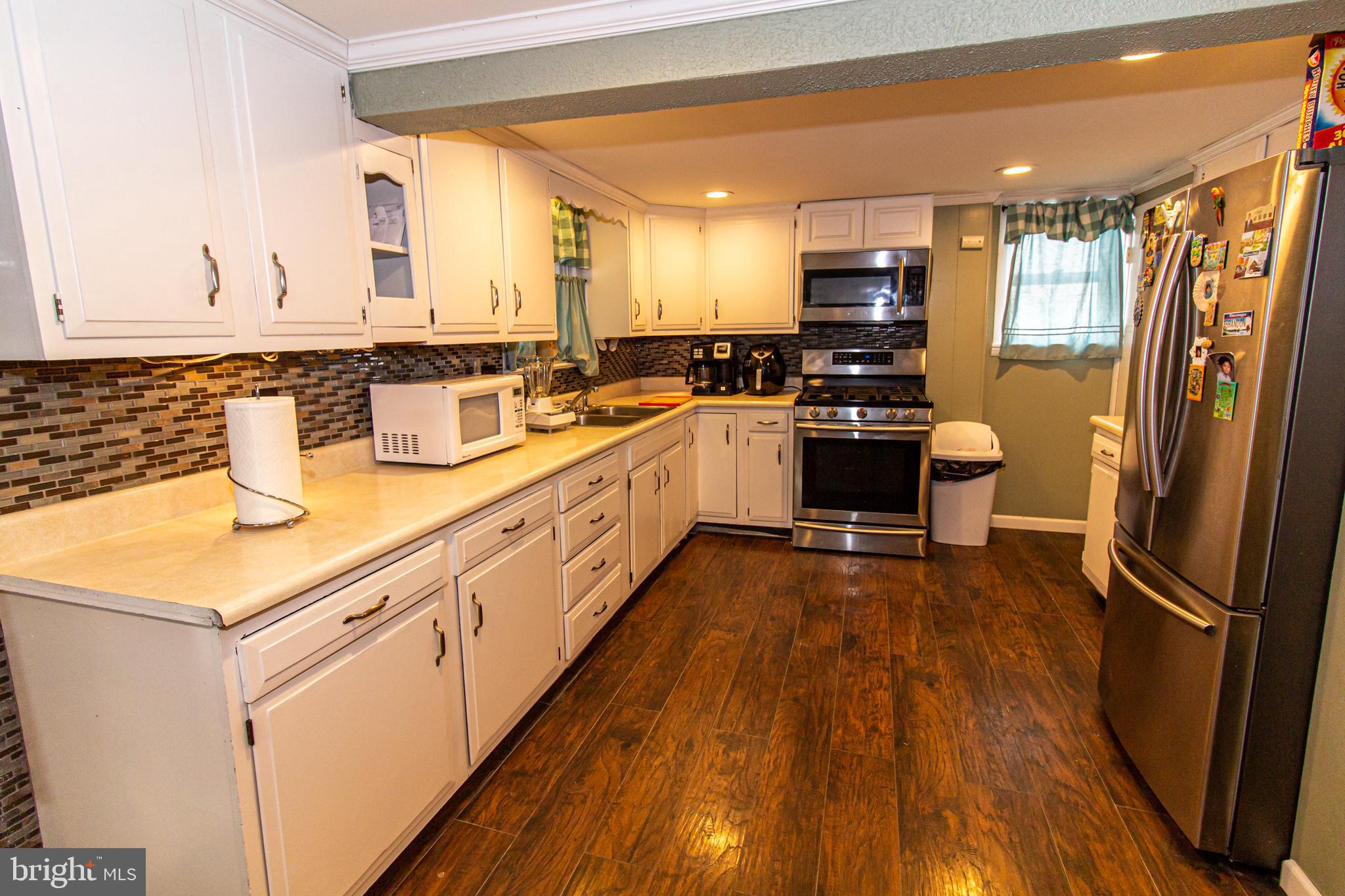 1086 Old Hanover Road Spring Grove, PA 17362 - Photo 10 of 19