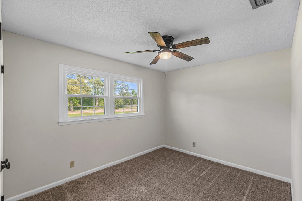 351 Hayborn Road Webb, AL 36376 - Photo 16 of 57