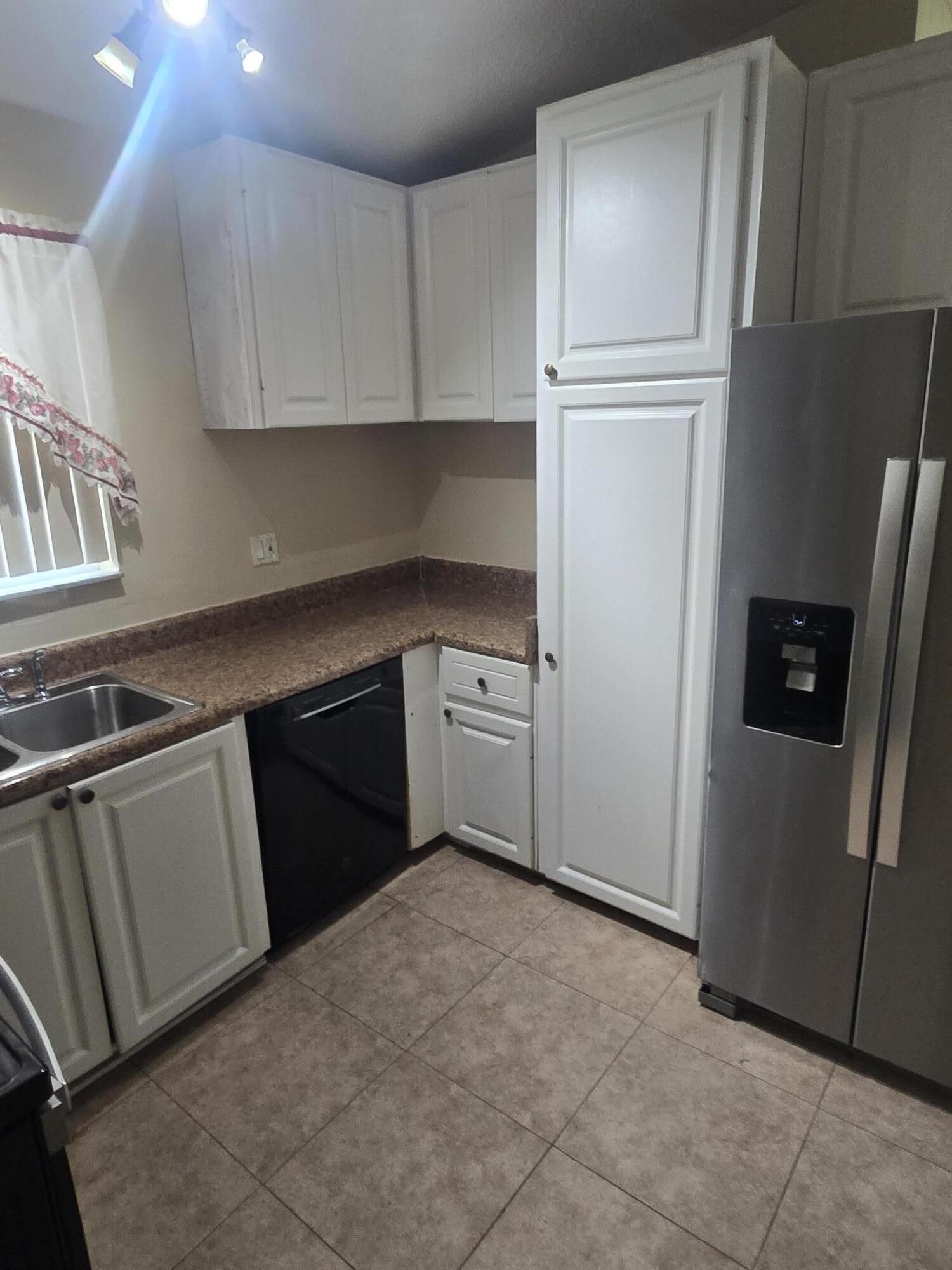 4941 Marbella Road North West Palm Beach, FL 33417 - Photo 2 of 18 pic2