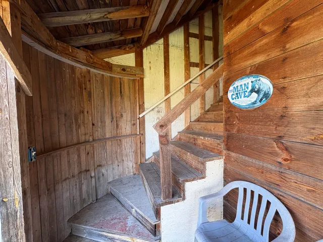 $139,900 | 21 Hanson Street, Taylor, WI 54659