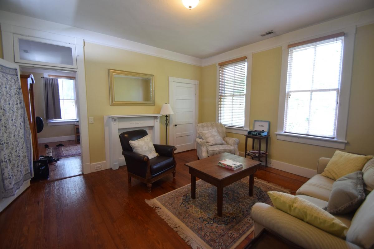 12 Perry Street Charleston, SC 29403 - Photo 5 of 9 thumb_DSC_0009