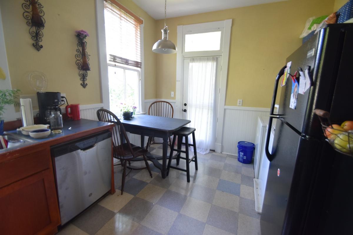12 Perry Street Charleston, SC 29403 - Photo 7 of 9 thumb_DSC_0013