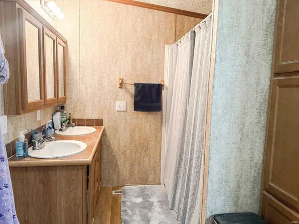 $290,000 | 1767 Willow Way, Spencer, IN 47460