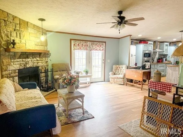 $290,000 | 1767 Willow Way, Spencer, IN 47460