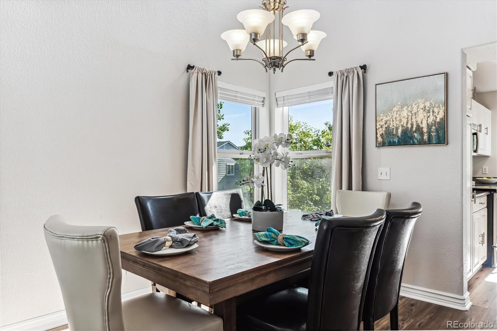 9880 Bathurst Way Highlands Ranch, CO 80130 - Photo 4 of 31 Gallery Image 4