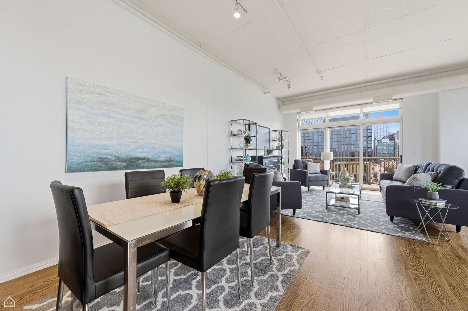 950 West Monroe Street, Unit 804 Chicago, IL 60607 - Photo 4 of 20 Gallery Image 4