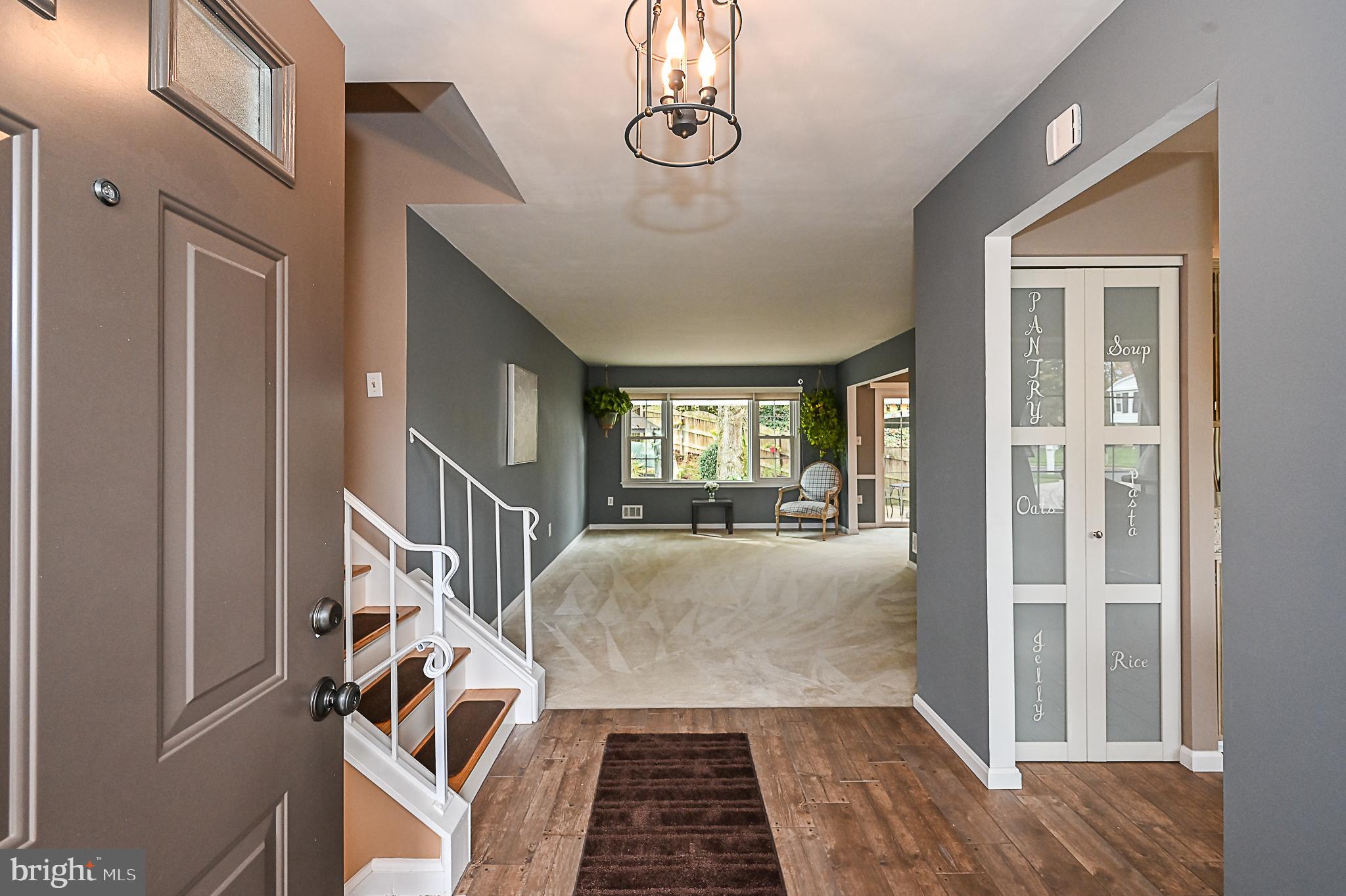 8013 West Point Drive Springfield, VA 22153 - Photo 3 of 35 Welcome!
