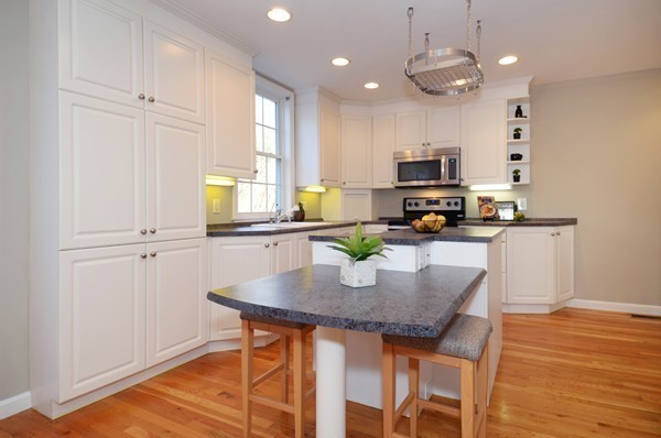 600 Trapelo Road, Unit 11 Waltham, MA 02452 - Photo 3 of 22 Gallery Image 3