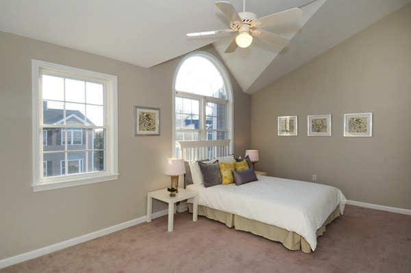 600 Trapelo Road, Unit 11 Waltham, MA 02452 - Photo 9 of 22 Gallery Image 9