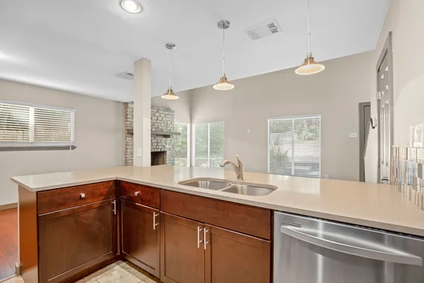 $2,200 | 1506 Rockdale Circle, Unit A, Austin, TX 78704