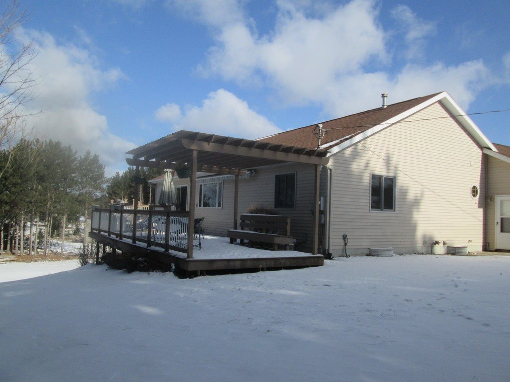 5363 Moore Road Williamsburg, MI 49690 - Photo 3 of 43 1828903-2.JPG